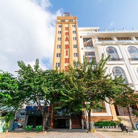Oyo 375 Hoa Binh Hotel ดานัง ภายนอก รูปภาพ