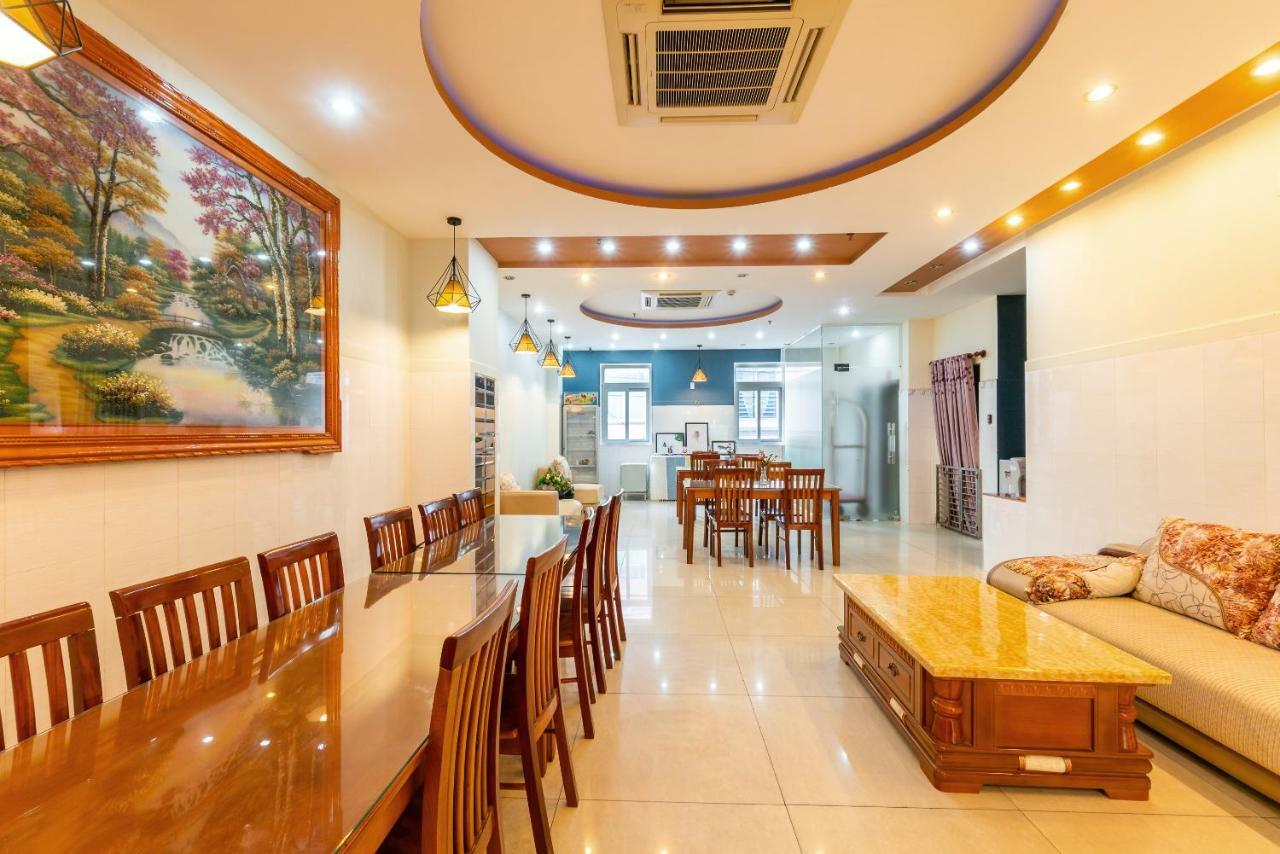 Oyo 375 Hoa Binh Hotel ดานัง ภายนอก รูปภาพ